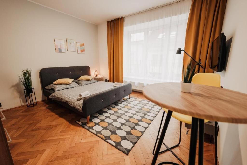 Citybeat Apartments, 400M From The Square Plzeň Extérieur photo