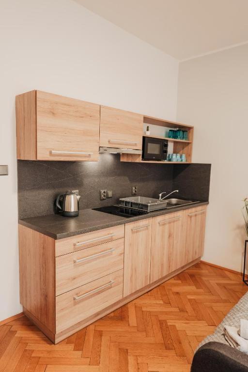 Citybeat Apartments, 400M From The Square Plzeň Extérieur photo