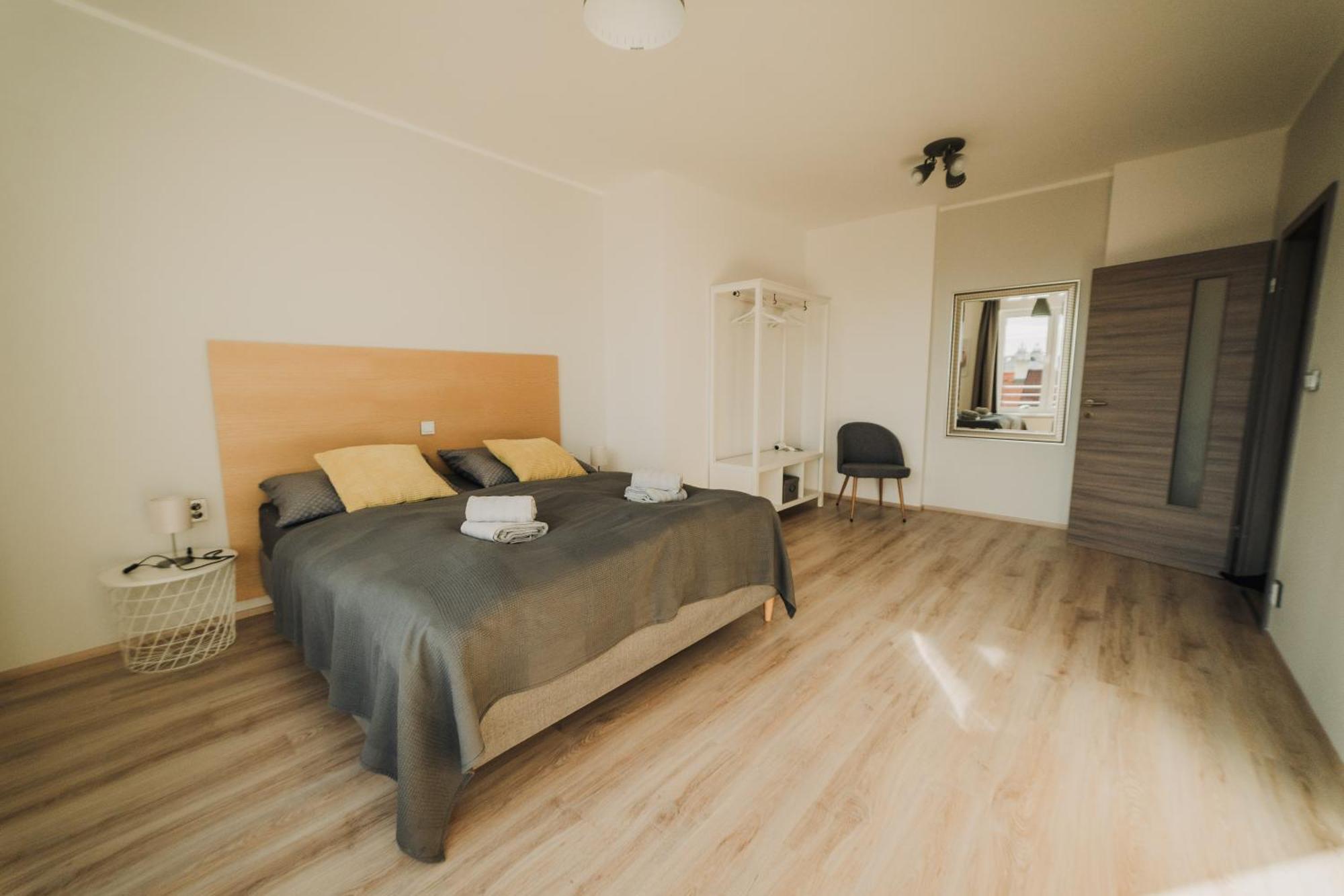 Citybeat Apartments, 400M From The Square Plzeň Extérieur photo